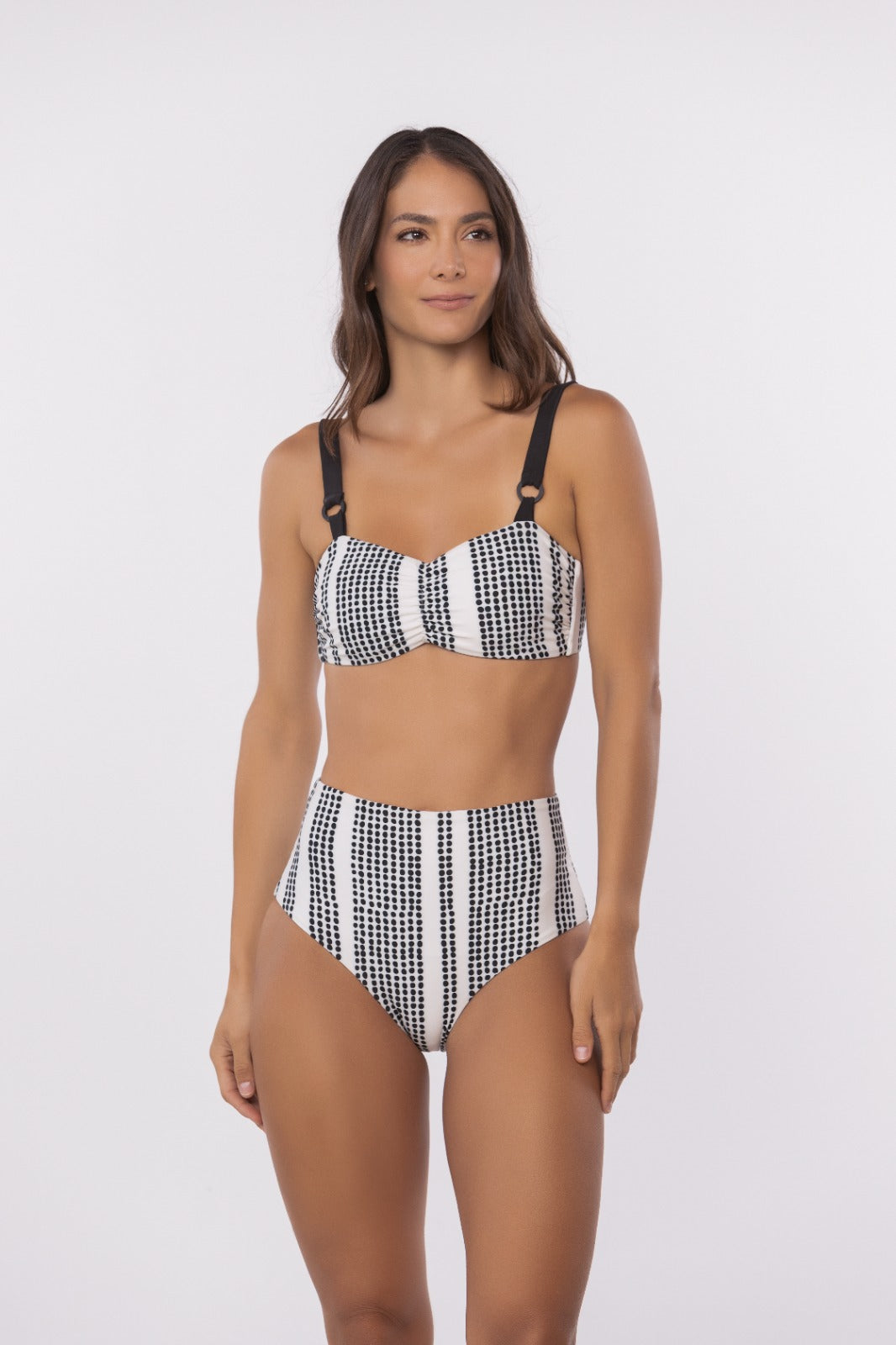 Latencia Bikini HW